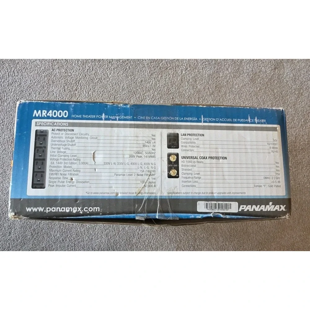Panamax MR4000 Home Theater Power Management NIB